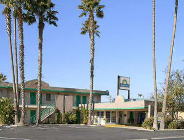 Red Roof Inn Los Banos Exterior photo